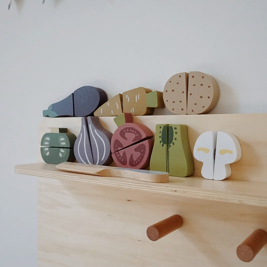 Planche à découper et légumes en bois Montessori