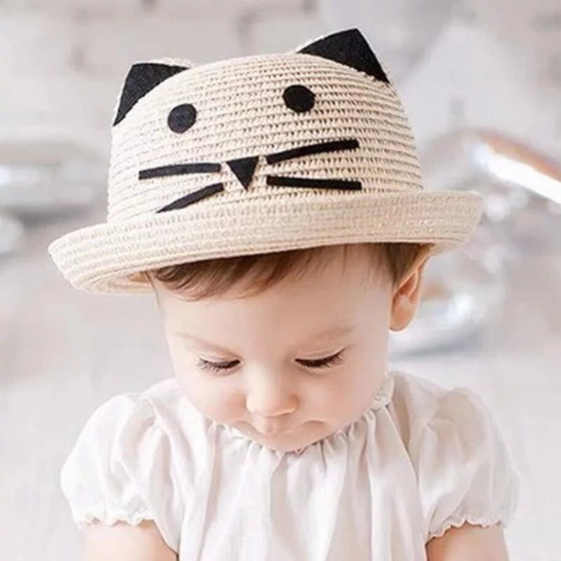 Mon petit chat-peau